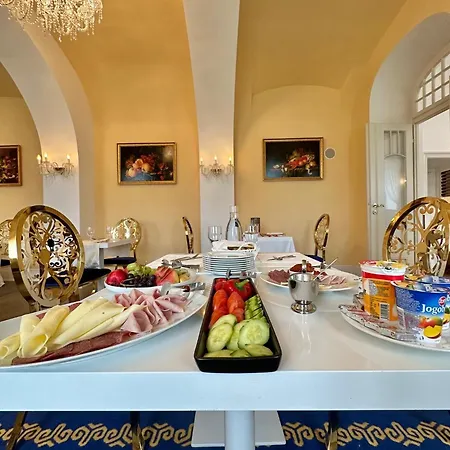 Art Kastiel Hotel 4*