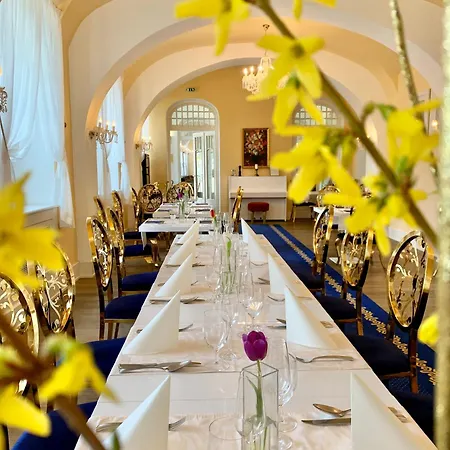 호텔 Art Kastiel 4*