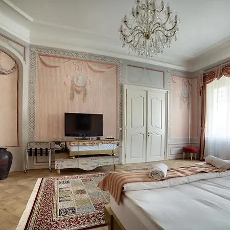 Art Kastiel Hotel Tomášov