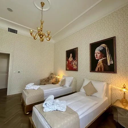 Art Kastiel Hotel 4*