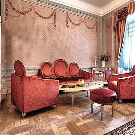Hotel Art Kastiel Tomasov